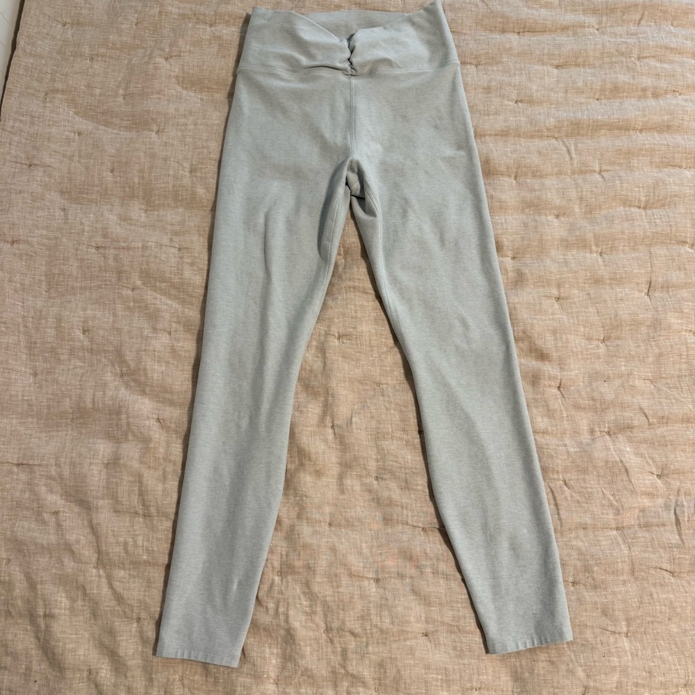 VUORI Cleaned Elevation Ruched Leggings Size Small